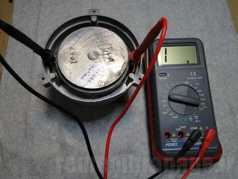 Réparation d'un tweeter JBL 044en panne
